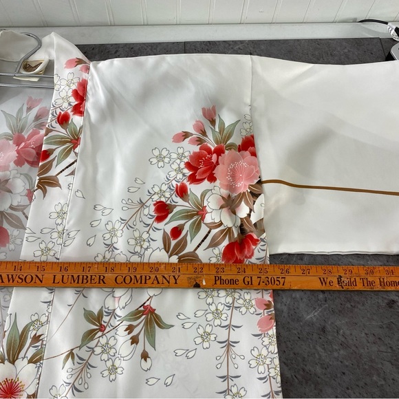 Vintage Kimono Women One Size Japanese White Poly Floral Coverup Asian Botanical - Picture 10 of 11